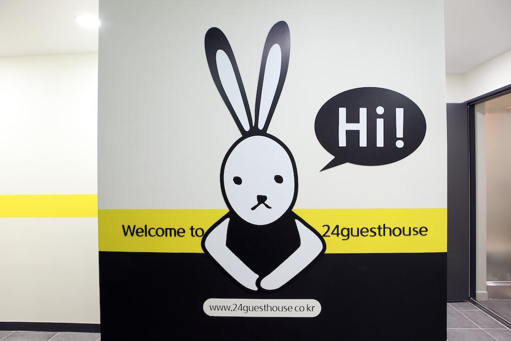 סיאול 24 Guesthouse Insadong מראה חיצוני תמונה